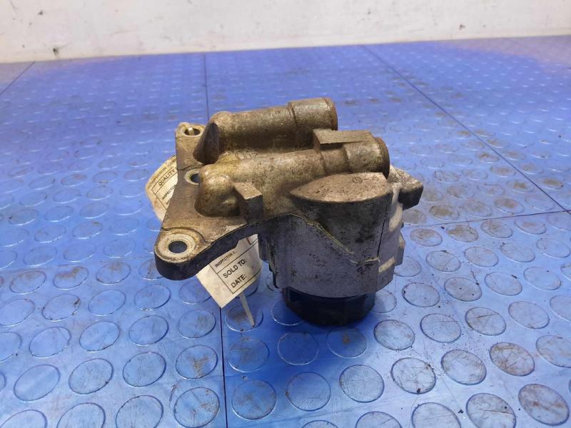 2010 Toyota Prius Oil Filter Housing