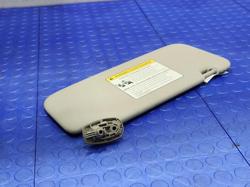 2025 Kia K4 Sun Visor