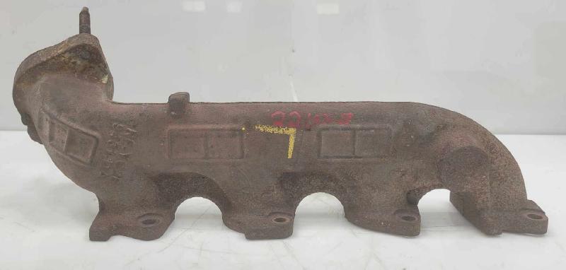 1999 Ford Econoline E-350 Exhaust Manifold