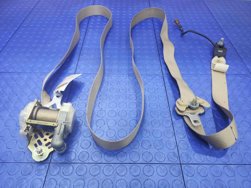 2008 Subaru Tribeca Front Seat Belt