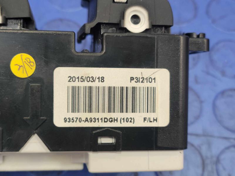 2016 Kia Sedona Door Switch Front