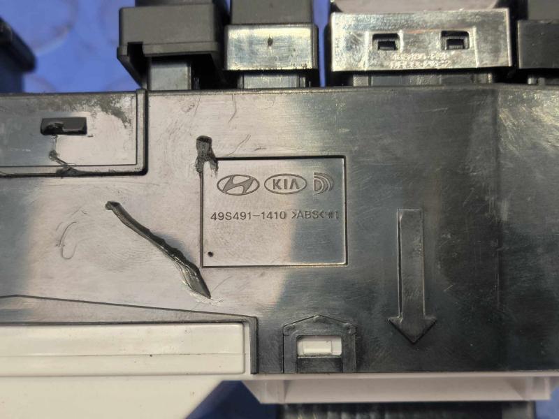 2016 Kia Sedona Door Switch Front