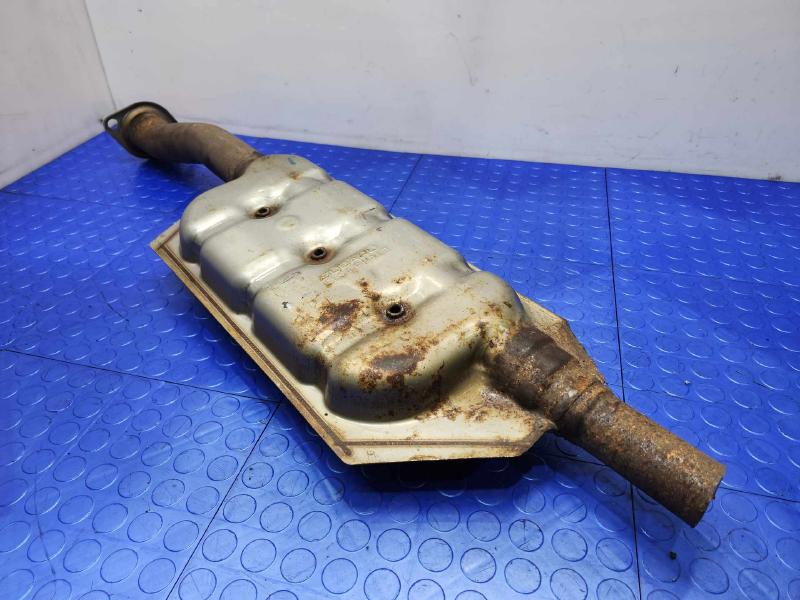 2015-2019 Subaru Legacy Outback 2.5L Center Intermediate Exhaust Muffler OEM 44200AL01B