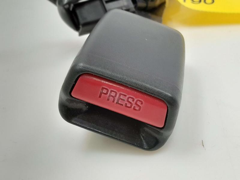 2006 Chevrolet Cobalt Front Seat Belt