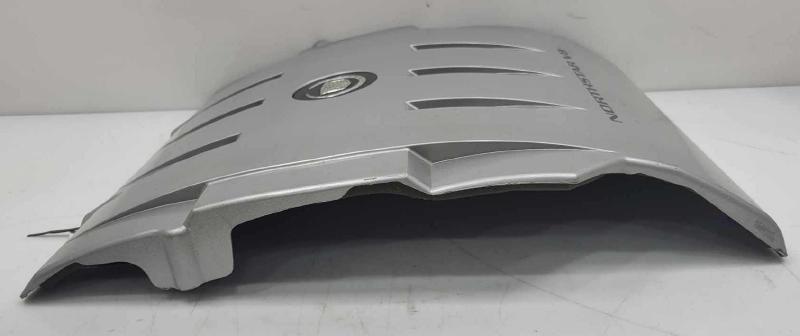 2007 Cadillac DTS Engine Cover
