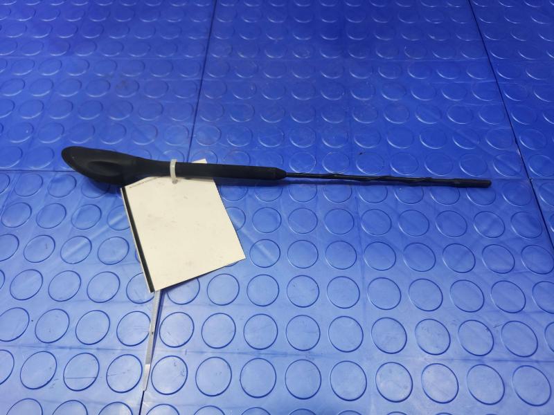 2015 Ford Transit Connect Antenna