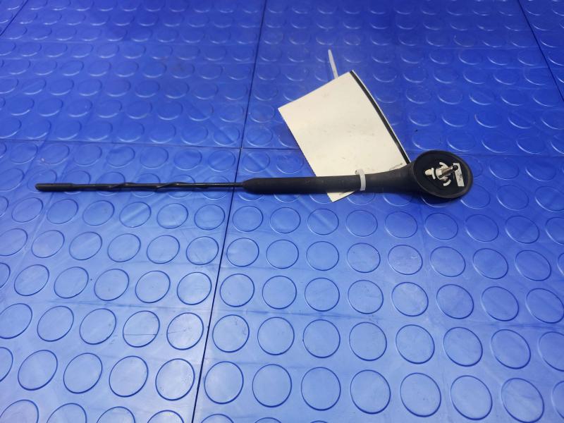 2015 Ford Transit Connect Antenna