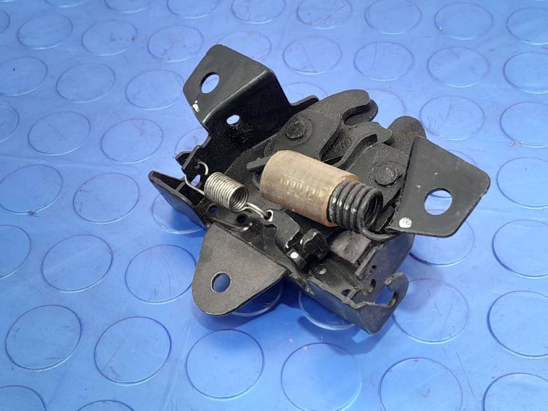 2012 Kia Sorento Hood Latch