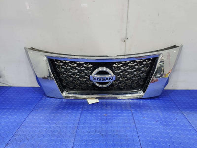 2013 Nissan Pathfinder Grille