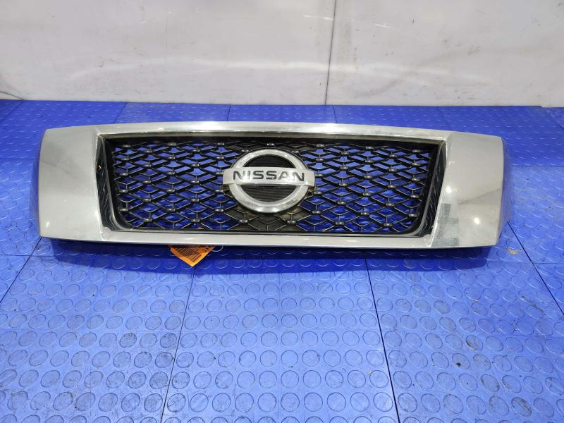 2013 Nissan Pathfinder Grille