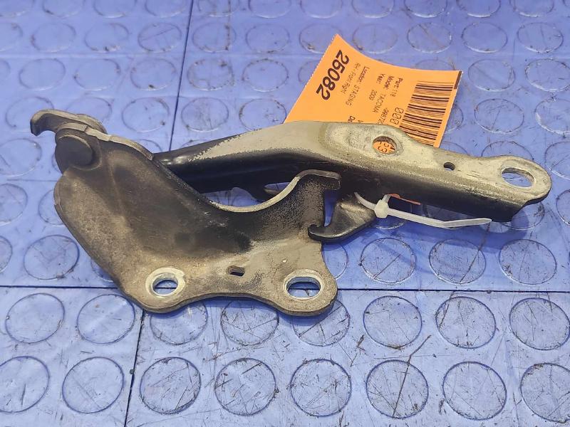 2009 Toyota Tacoma Hood Hinge