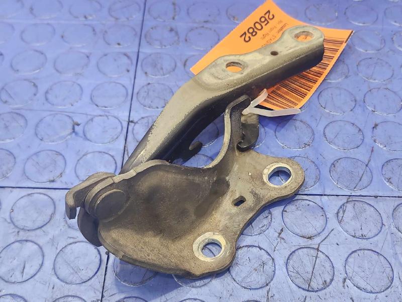 2009 Toyota Tacoma Hood Hinge
