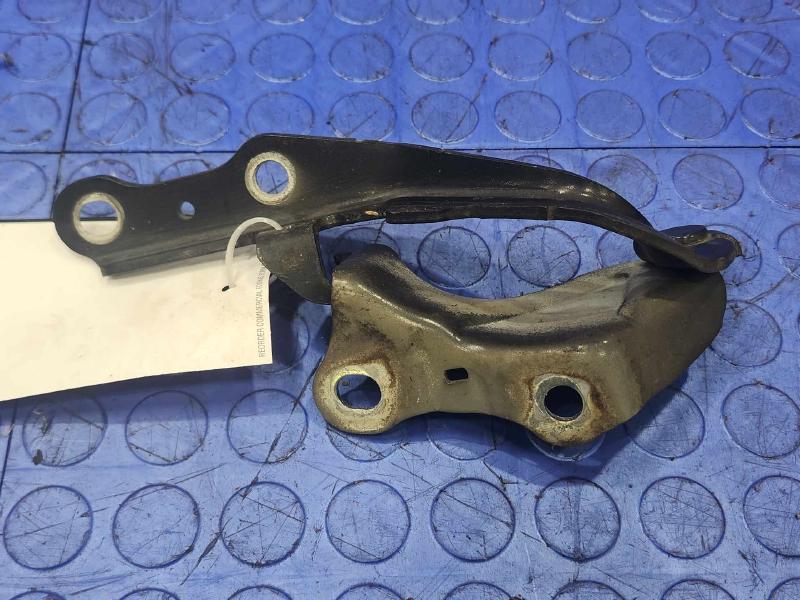 2009 Toyota Tacoma Hood Hinge