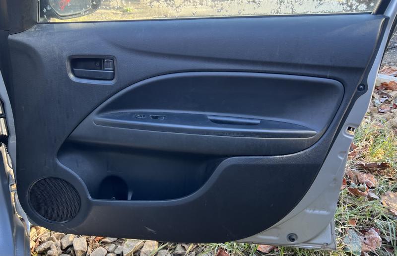 2019 Mitsubishi Mirage Front Door Trim Panel