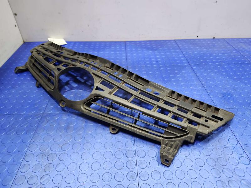 2013 Toyota Prius Grille