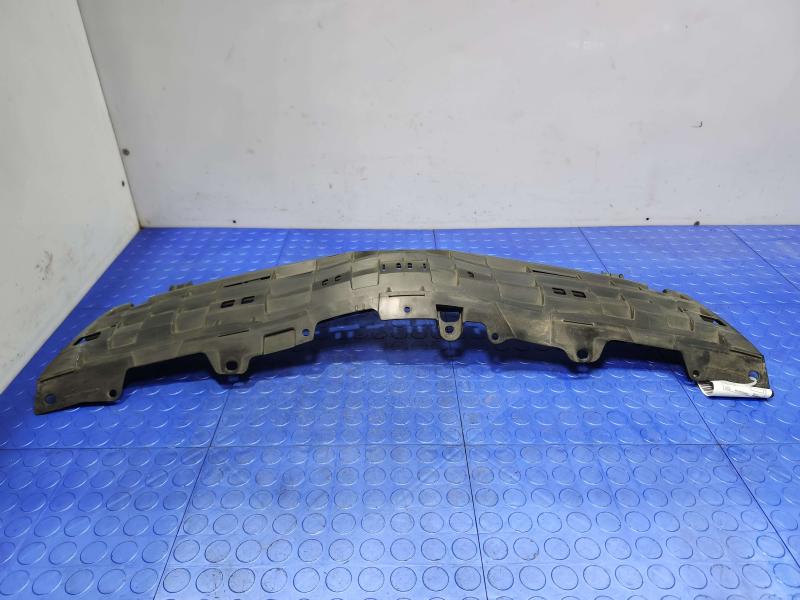 2013 Toyota Prius Grille
