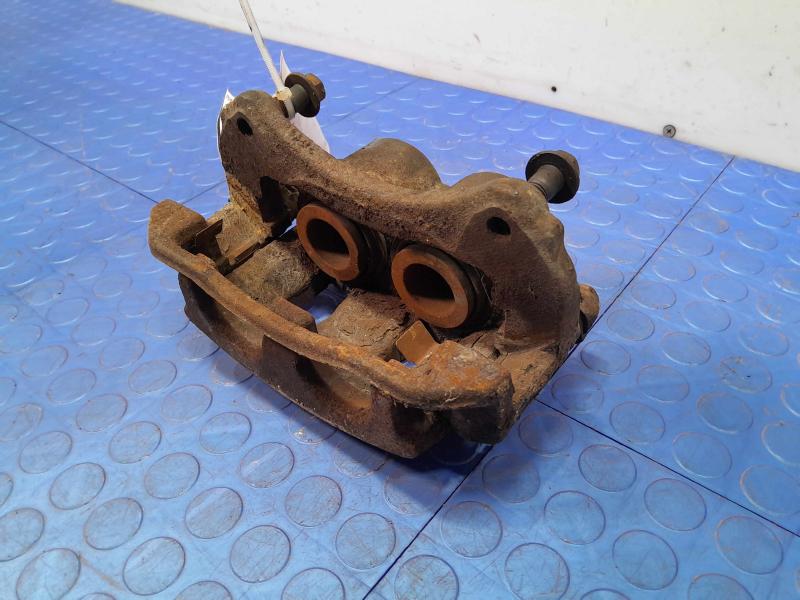 2005 Ford Explorer Caliper