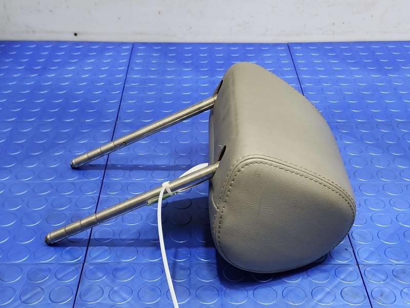 2005 Volkswagen Jetta Headrest