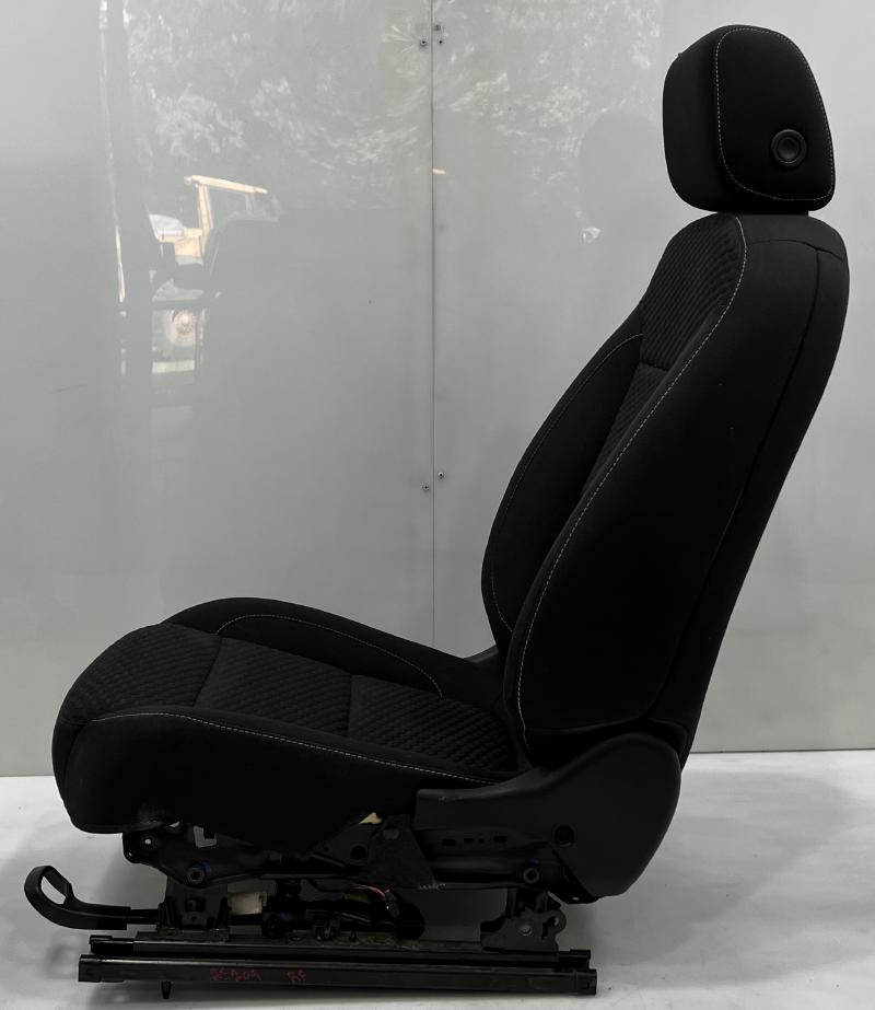 2019 GMC Acadia Front Seat