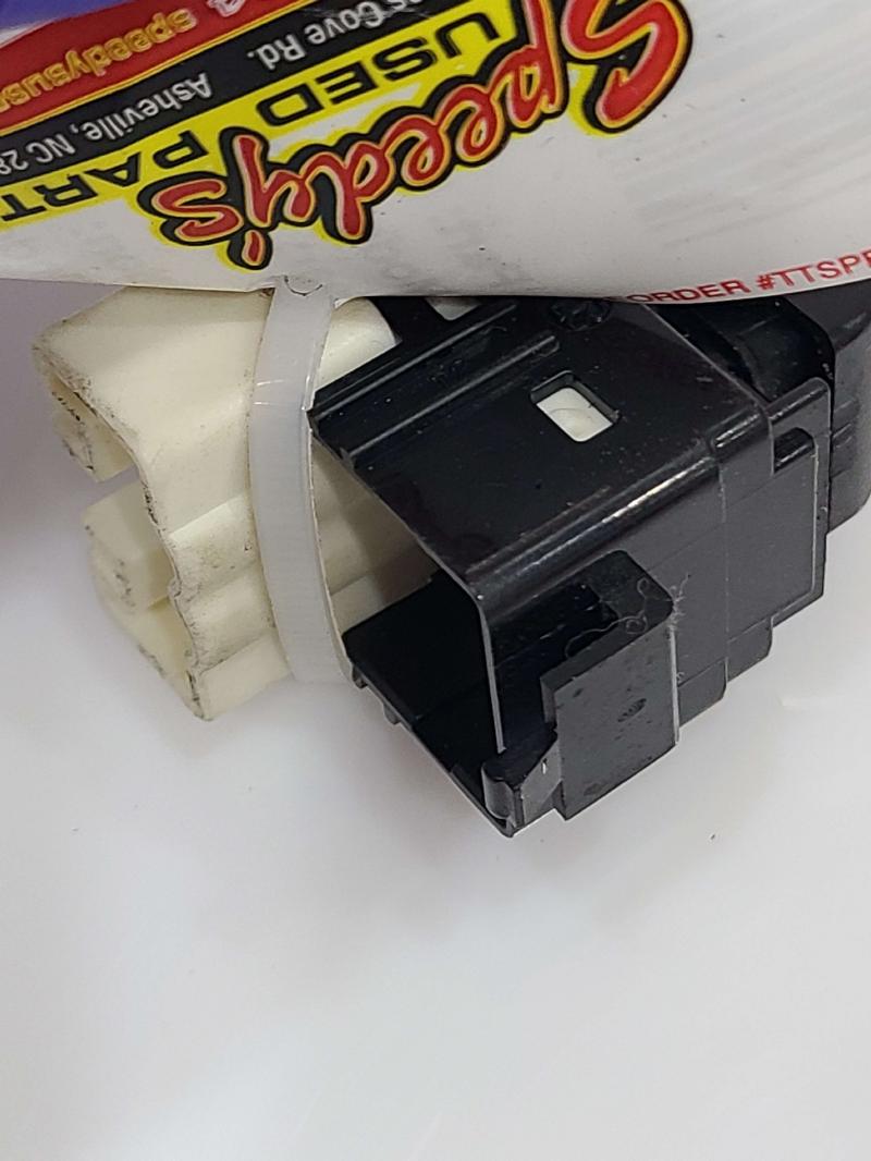 2002 - 2006 Toyota Camry Front Window Switch RH Passenger Side OEM