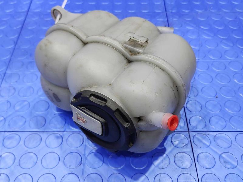 2017 Audi Q7 Coolant Recovery Bottle