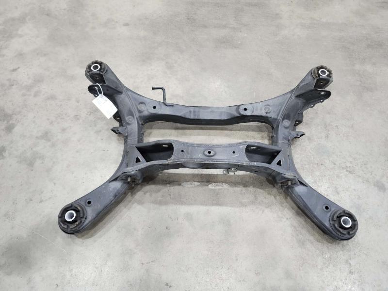 2018 Toyota Highlander Crossmember/Cradle/Undercarria