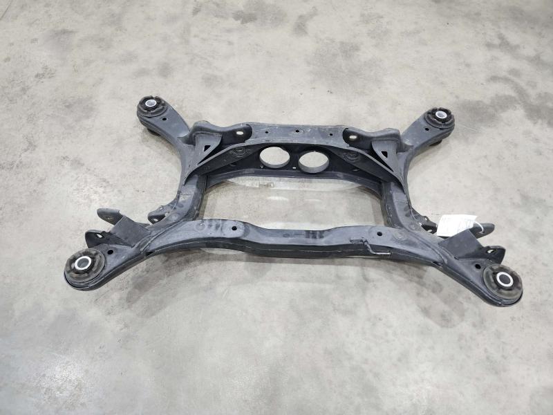 2018 Toyota Highlander Crossmember/Cradle/Undercarria