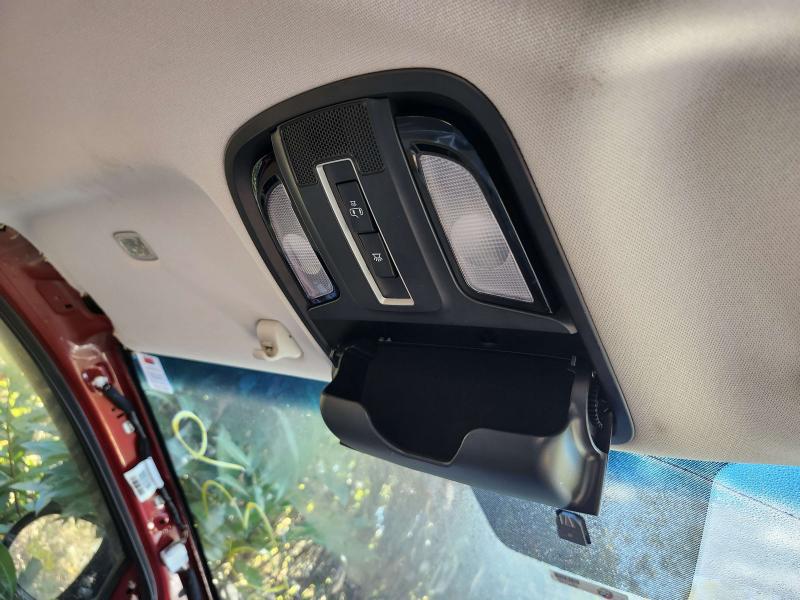 2017 Kia Sorento Front Console