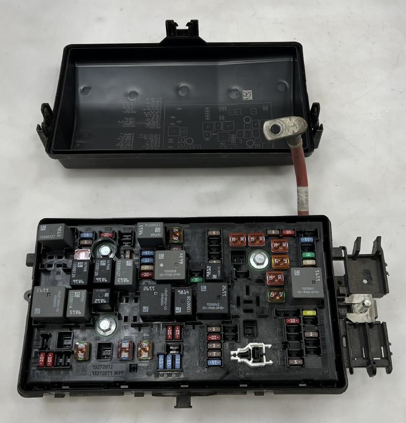 2016 Chevrolet Impala Engine Fuse Box