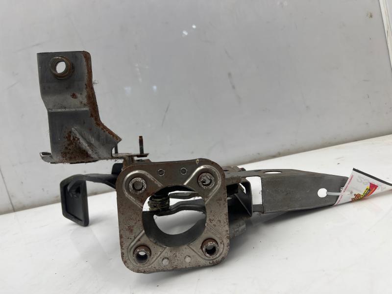 2007 - 2012 Nissan Altima Brake Pedal Assembly w/ Bracket OEM 46501-JA015
