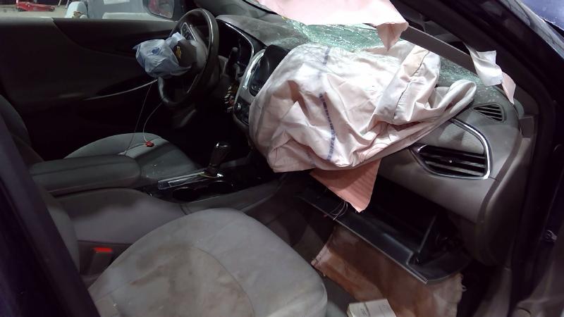 2017 Chevrolet Malibu Front Seat