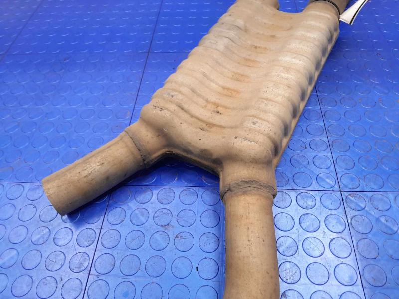 2013 Cadillac ATS Muffler