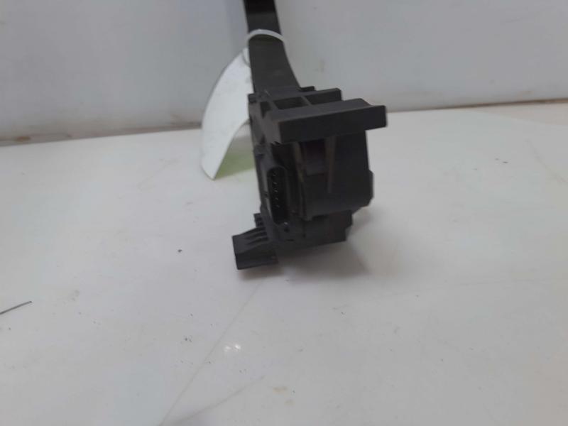 2014 - 2019 Mercedes Benz CLA250 C117 Accelerator Pedal Assembly OEM 2463001404