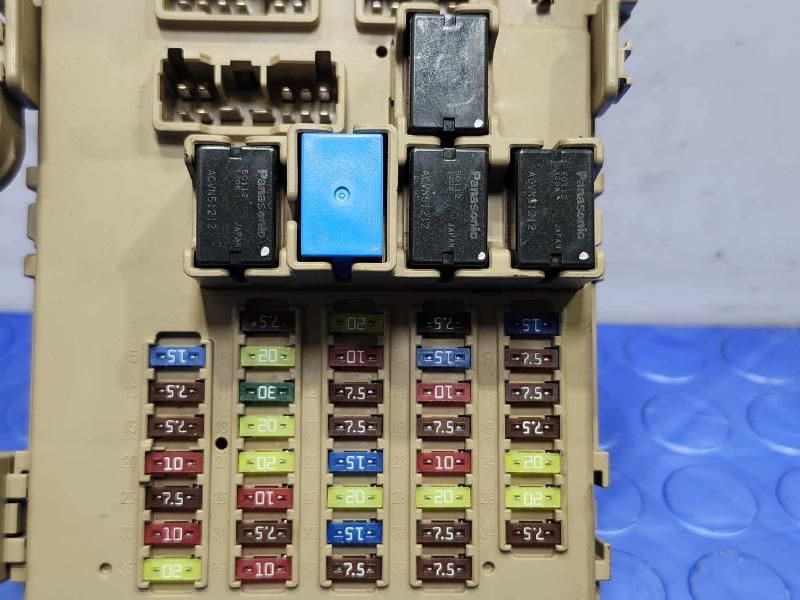 2015 Subaru Legacy Cabin Fuse Box