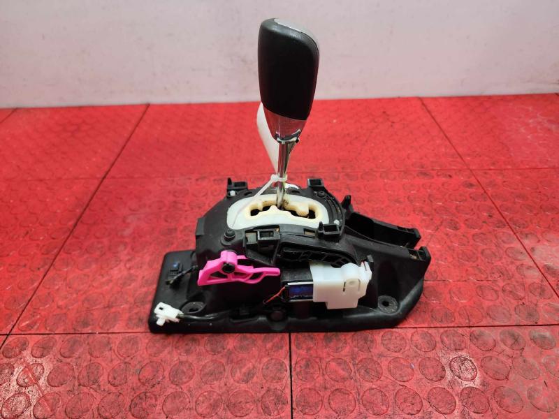 2012-2018 Dodge Journey Automatic Gear Shifter Assembly Genuine OEM 04766410AE