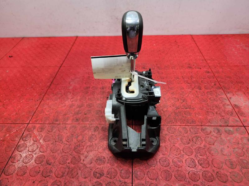 2012-2018 Dodge Journey Automatic Gear Shifter Assembly Genuine OEM 04766410AE
