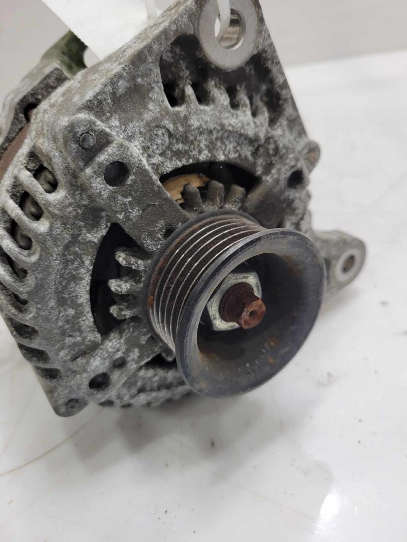 2008 Chrysler Town & Country Alternator
