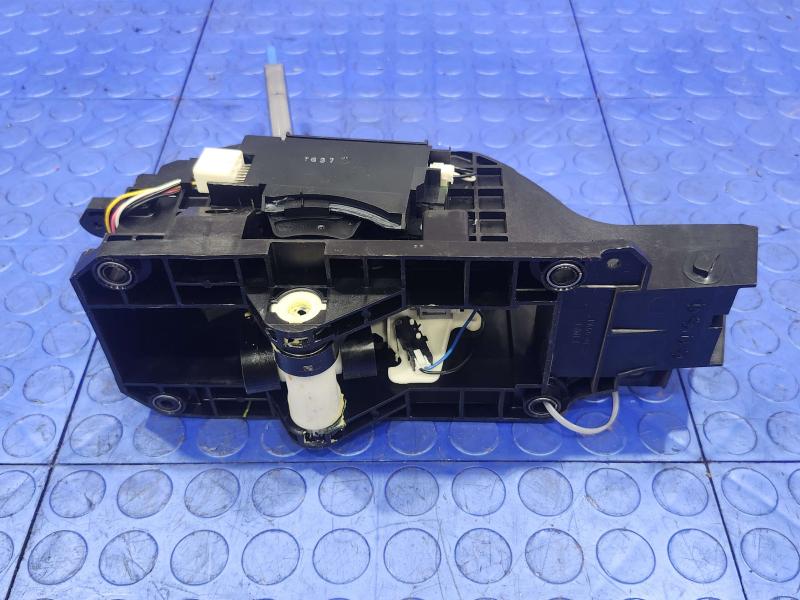 2018 Nissan Maxima Floor Shifter