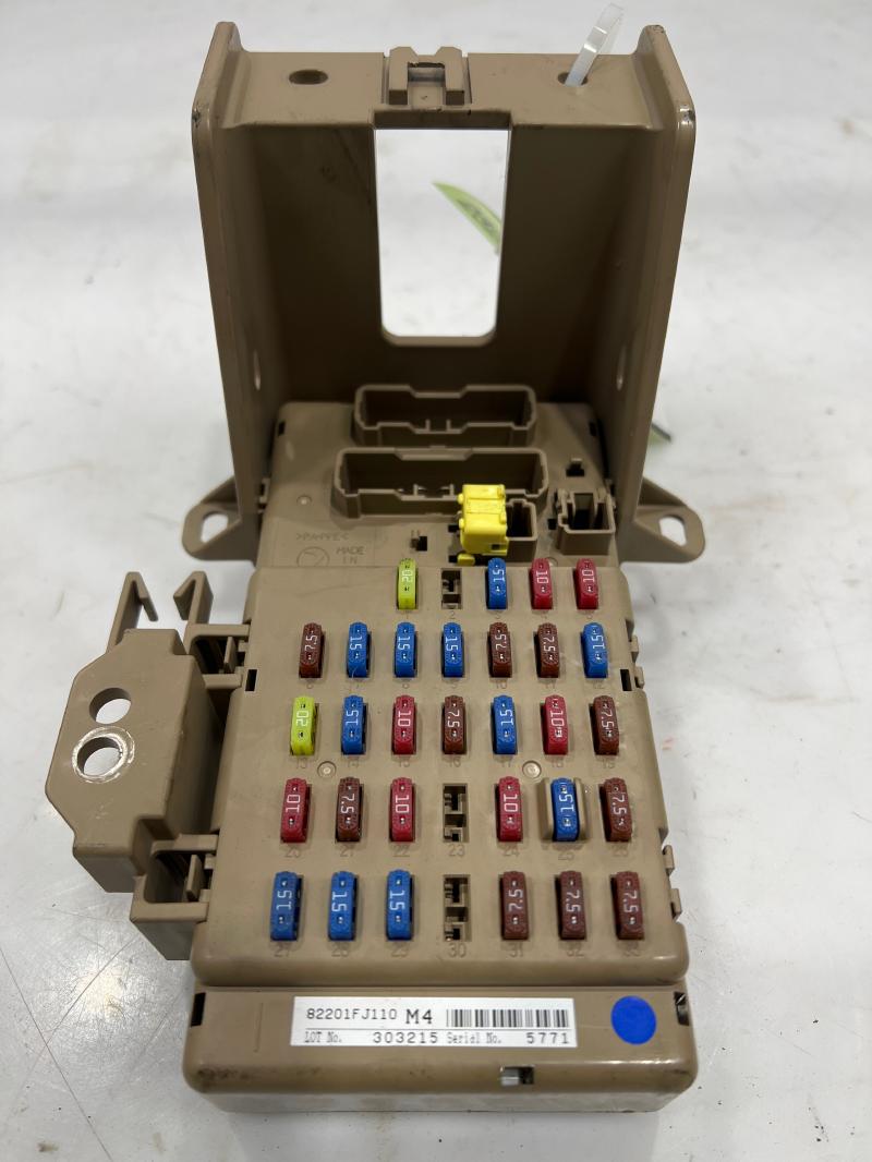 2014-2016 Subaru Forester Fuse Box Relay Junction Box OEM 82201FJ110