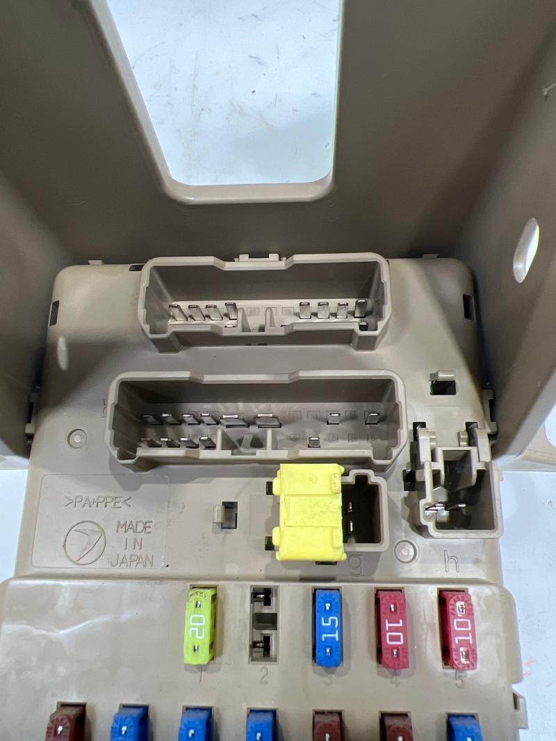 2014-2016 Subaru Forester Fuse Box Relay Junction Box OEM 82201FJ110