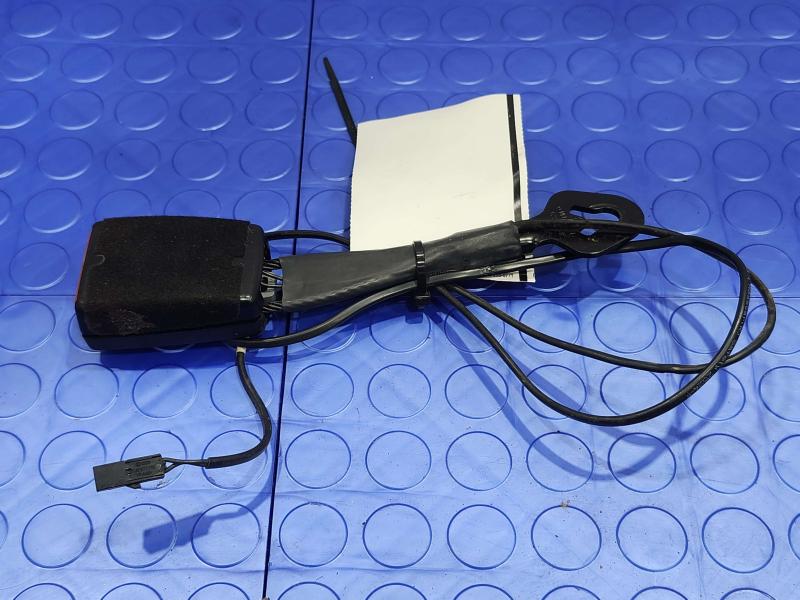 2016 Volkswagen Jetta Front Seat Belt