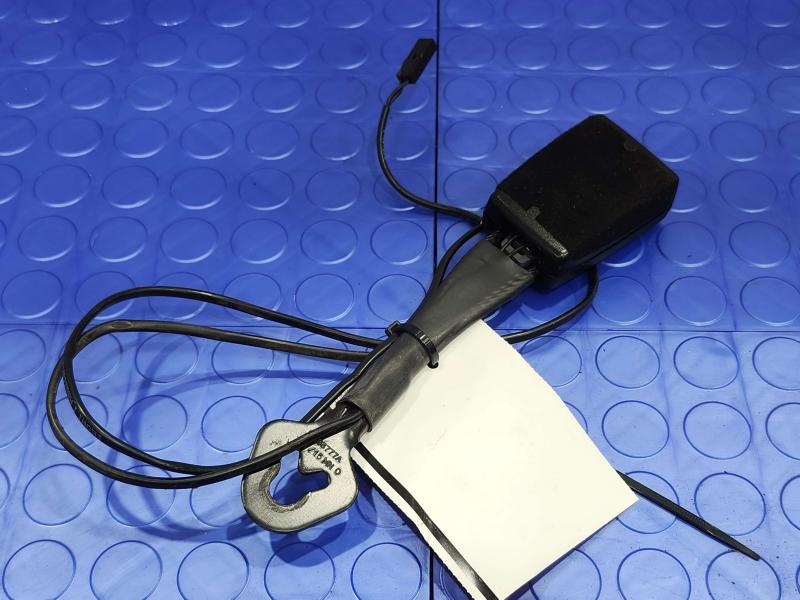 2016 Volkswagen Jetta Front Seat Belt