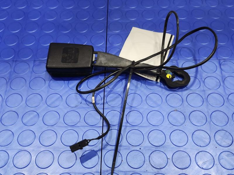2016 Volkswagen Jetta Front Seat Belt