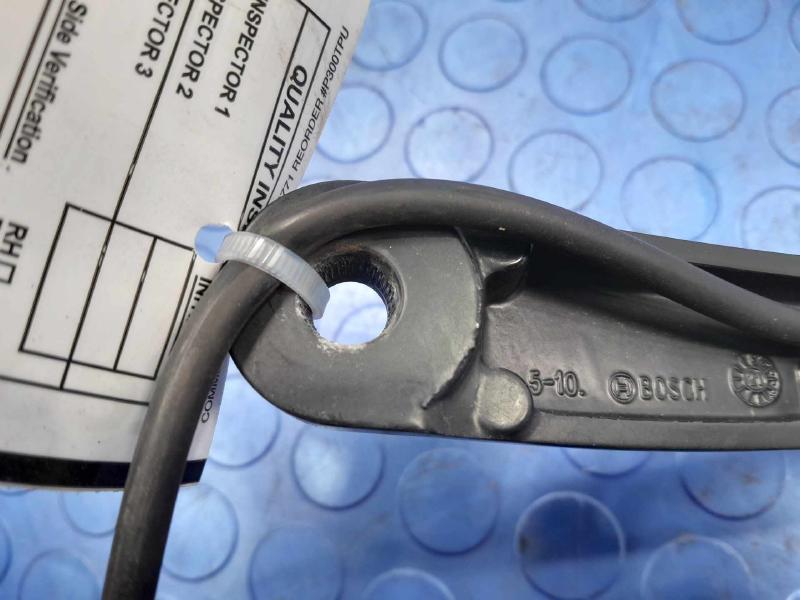 2021 Tesla Model 3 Wiper Arm