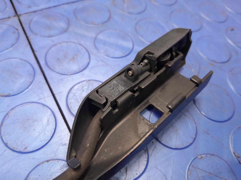 2021 Tesla Model 3 Wiper Arm