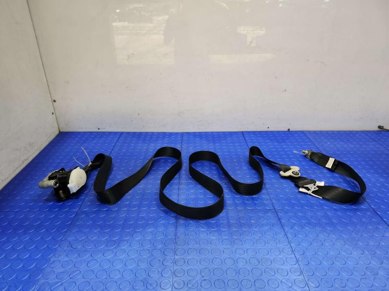 2011 Mazda CX-9 Front Seat Belt