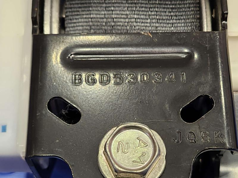 2011 Mazda CX-9 Front Seat Belt