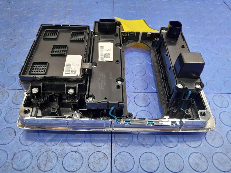2017 Lincoln Continental Audio & Visual Equip.(Radio)