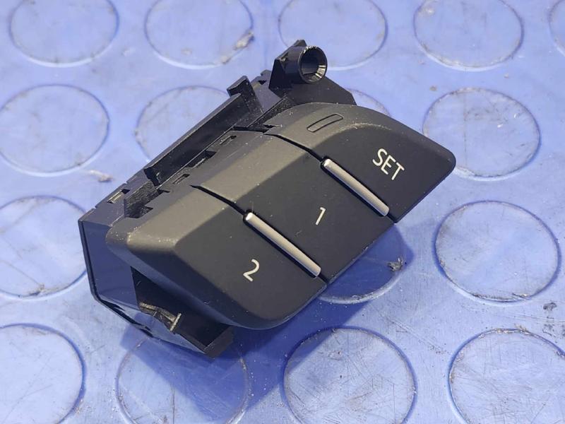 2017-2024 Audi Q7 Driver Memory Control Switch Genuine OEM 4M0959769A