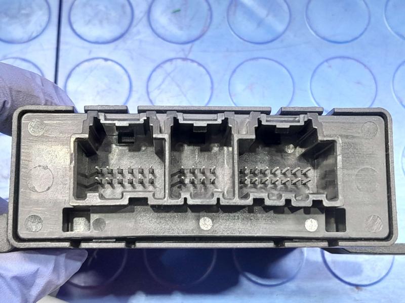2017-2024 Maserati Ghibli Parking Sensor ECU Control Module OEM 670100874